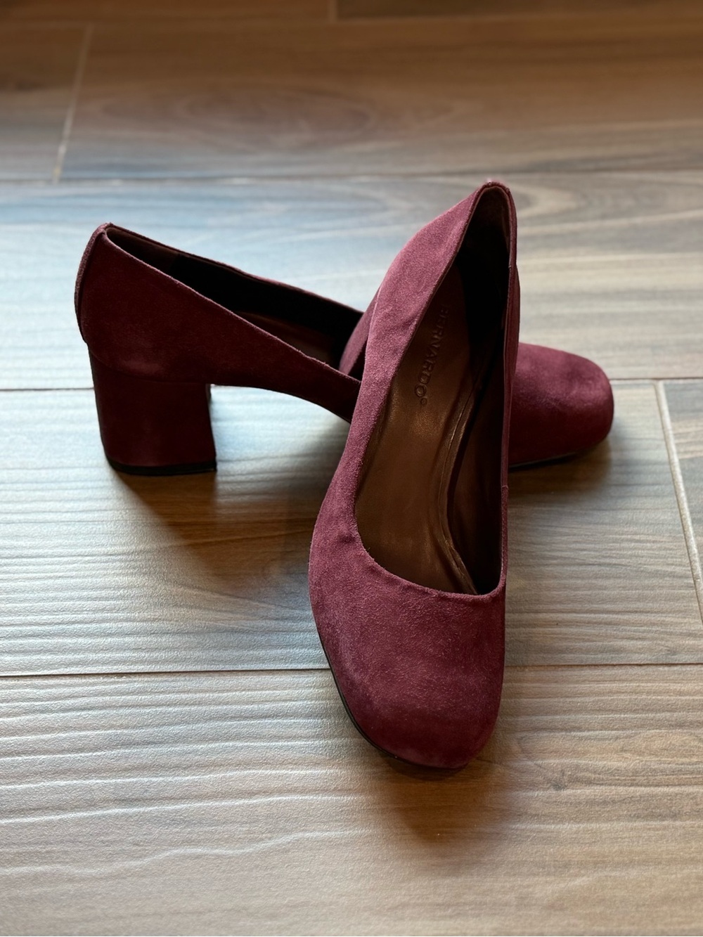 Bernardo Jackie Burgundy Suede Block Heel Pumps - size 10